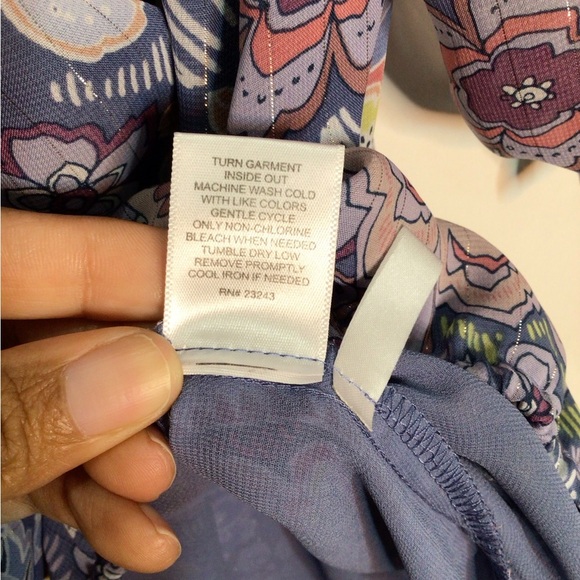 New York & Company Bohemian Floral Paisley Women's Top Size Large - Picture 5 of 6